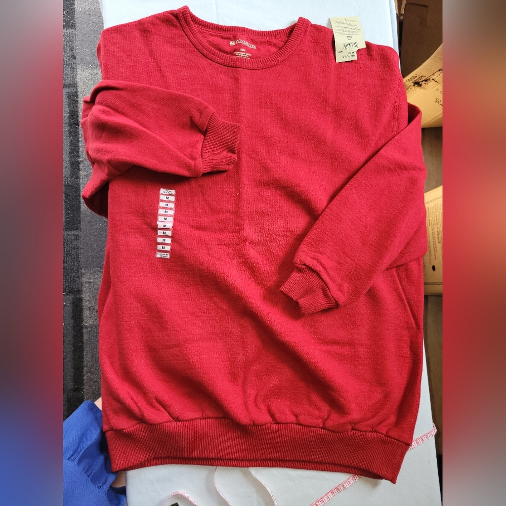 Men's Red Crew Neck Sweater Size Large